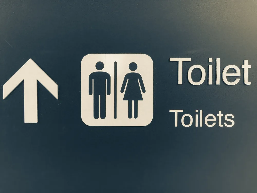 Come l'incontinenza colpisce in modo diverso uomini e donne